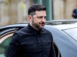 Fortschritte bei Gesprächen : Selenskyj macht Hoffnung auf Kriegsende bis Mitte 2026  