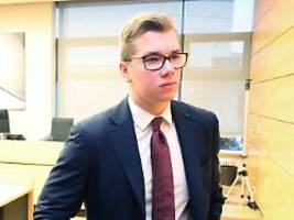 Unter anderem Volksverhetzung: AfD-Politiker Halemba schweigt vor Gericht zu Vorwürfen