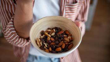 Natürliche Blutdrucksenker: Diese 5 Lebensmittel empfiehlt Dr. Riedl