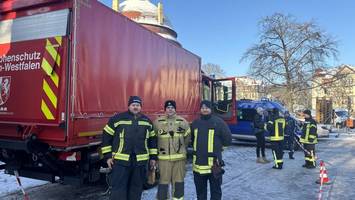 strom wieder da – doch die katastrophenhelfer sorgen vorerst weiter für strom