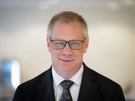 brandenburg: er macht weiter, trotz morddrohung