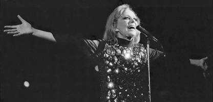 Songtexte von Hildegard Knef: Viel mehr als rote Rosen