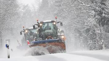 angst vor winter-chaos: markt abgesagt, hallen gesperrt, friedhof dicht
