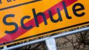 folgen des winterwetters: schnee und glätte: wo in niedersachsen die schule ausfällt