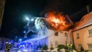 waldstetten: tödlicher brand in waldstetten: frau wollte feuer löschen