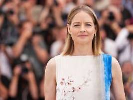 er schüttelte mich durch: jodie foster überlebte löwen-attacke