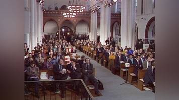 als das erste gesamtberliner abgeordnetenhaus in der nikolaikirche zusammenkam