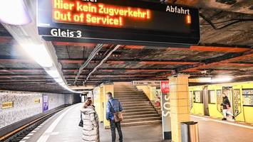 Sperrung vom U-Bahnhof Nollendorfplatz: Was Fahrgäste jetzt erwartet