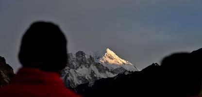 extremalpinismus vs. klimawandel: der tod, der von weit oben kommt