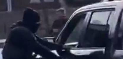 minnesota: frau stirbt nach schüssen durch ice-beamte in ihrem auto