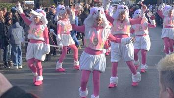 8 Faslams-Umzüge in 6 Wochen: So bunt feiert der Hamburger Süden