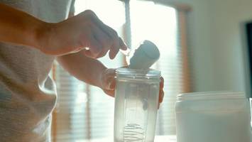 proteinpulver im test: vegane produkte sind „niemandem zu empfehlen“