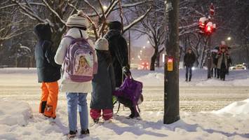 wegen massiven schneefalls: zum ersten mal schulfrei seit 12 jahren