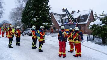 Wohnung brennt: Nachbarin schippt Schnee und wird zur Lebensretterin