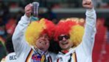 Fußball: WM: DFB legt Verteilung von 60-Dollar-Tickets für Fans fest