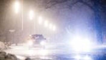 Heftiges Winterwetter: Sturmtief wirbelt Alltag im Nordwesten durcheinander