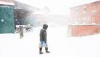 Schneesturm: Lies zum Winterwetter: Bitte vorsichtig bleiben