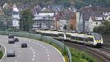 verkehr: auswertung: regionalzüge weniger pünktlich und dreckiger