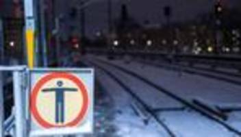 Winterwetter: Viel Schnee in Ostwestfalen - Probleme bei der Bahn