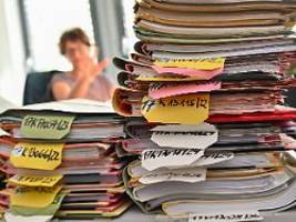 plattform einfach machen: tausende melden unsinnige bürokratie auf neuem portal