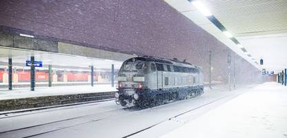 Schneesturm »Elli« heute im Live-Blog: S-Bahn Hannover stellt Betrieb ein, vielerorts fahren auch keine Busse