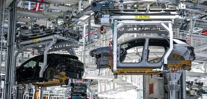 skoda verdoppelt marktanteil – tesla ist verlierer des jahres