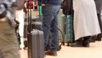 Flüge: Sturmtief sorgt am Hamburger Airport für Verzögerungen