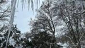 Wetter: Polizei Hamburg warnt vor herabfallenden Eiszapfen