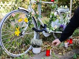 Radfahrer kollidieren mit Autos: Dooring-Risiko ist in Großstädten besonders hoch
