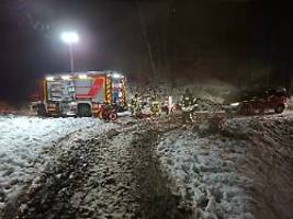 todesschuss über 100 meter: 22-jähriger jäger erschießt bekannten auf hochsitz