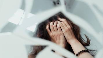 Alle anderen sind „Idioten“? Diese fünf Schwächen entlarven Narzissten im Alltag