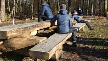 die waldfreunde aus tegel haben den längsten stammtisch berlins