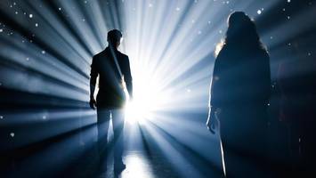 Nach den Blauen Männern kommen die Geister