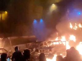 iran: massenproteste halten offenbar trotz repressionen an – viele tote befürchtet