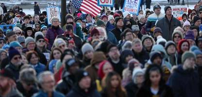 USA: Bundesweite Proteste nach tödlichem ICE-Einsatz in Minneapolis