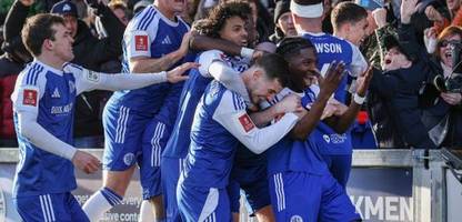 FA Cup: Sechstligist Macclesfield wirft Titelverteidiger Crystal Palace raus