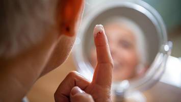 Glatte Haut mit Botox-Creme? Das hilft laut Arzt wirklich