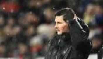 Fußball-Bundesliga: Schiedsrichter-Ärger und nächster Platzverweis: HSV hadert