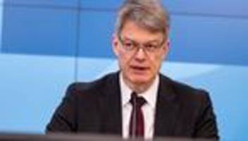 Glatteis: Verkehrsminister zu Wetter: Gefahr noch nicht vorbei