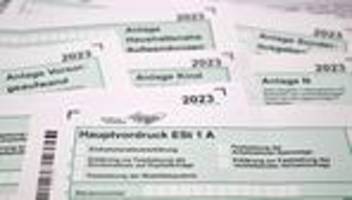 Steuererklärungen: Kein Stress mit Steuererklärungen? - Neues Modell möglich