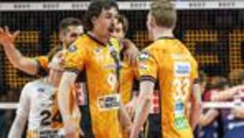 Volleyball: Platz zwei gefestigt: Volleys gewinnen Spitzenspiel