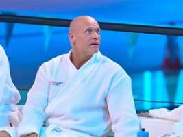 Erst Hoden, jetzt Trommelfell: Thorsten Legat verletzt sich erneut beim Turmspringen