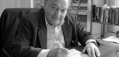 erich von däniken ist tot: prophet der alien-götter - nachruf