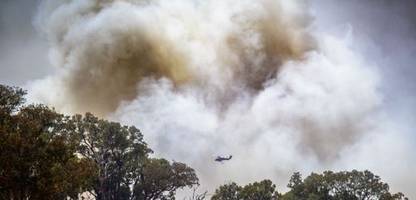 Extremer Sommer in Australien – Waldbrände im Süden, Wassermassen im Norden