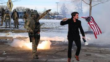 „die usa könnten bald vor einem abgrund stehen, von dem es kein zurück gibt“