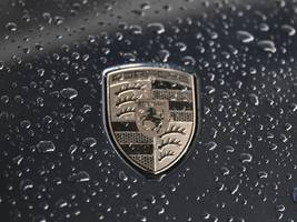 porsche-chef michael leiters: kaltstart im nieselregen