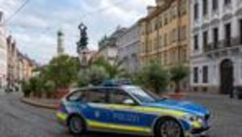 Angriff auf Partymeile: Tat mit queerfeindlichem Motiv? Landgericht verhandelt Fall