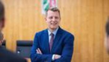 Unwettergefahr: FDP-Chef kritisiert landesweiten Unterrichtsausfall