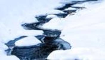 Unwetterwarnung: Glatteis-Warnung: Gefährliche Straßen, teils keine Schule