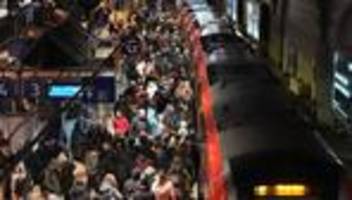 Winterwetter: S-Bahn Hamburg fährt eingeschränkt – Verspätungen möglich